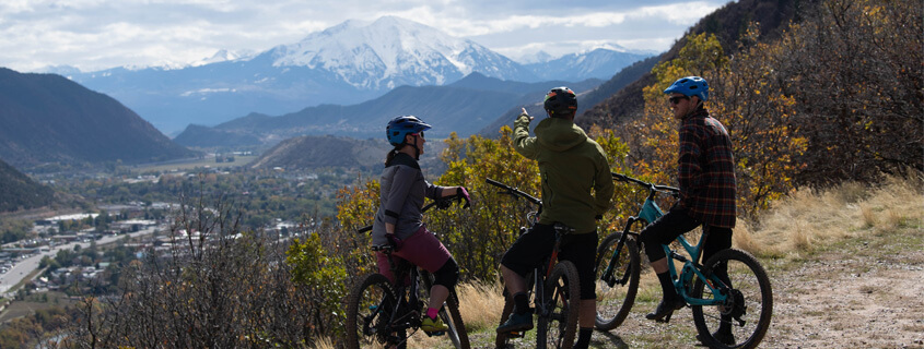 Mountain bikers on Grandstaff Trail