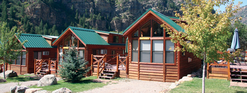 cabin suites at Glenwood Canyon Resort