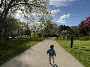 Little girl walking in Glenwood Springs